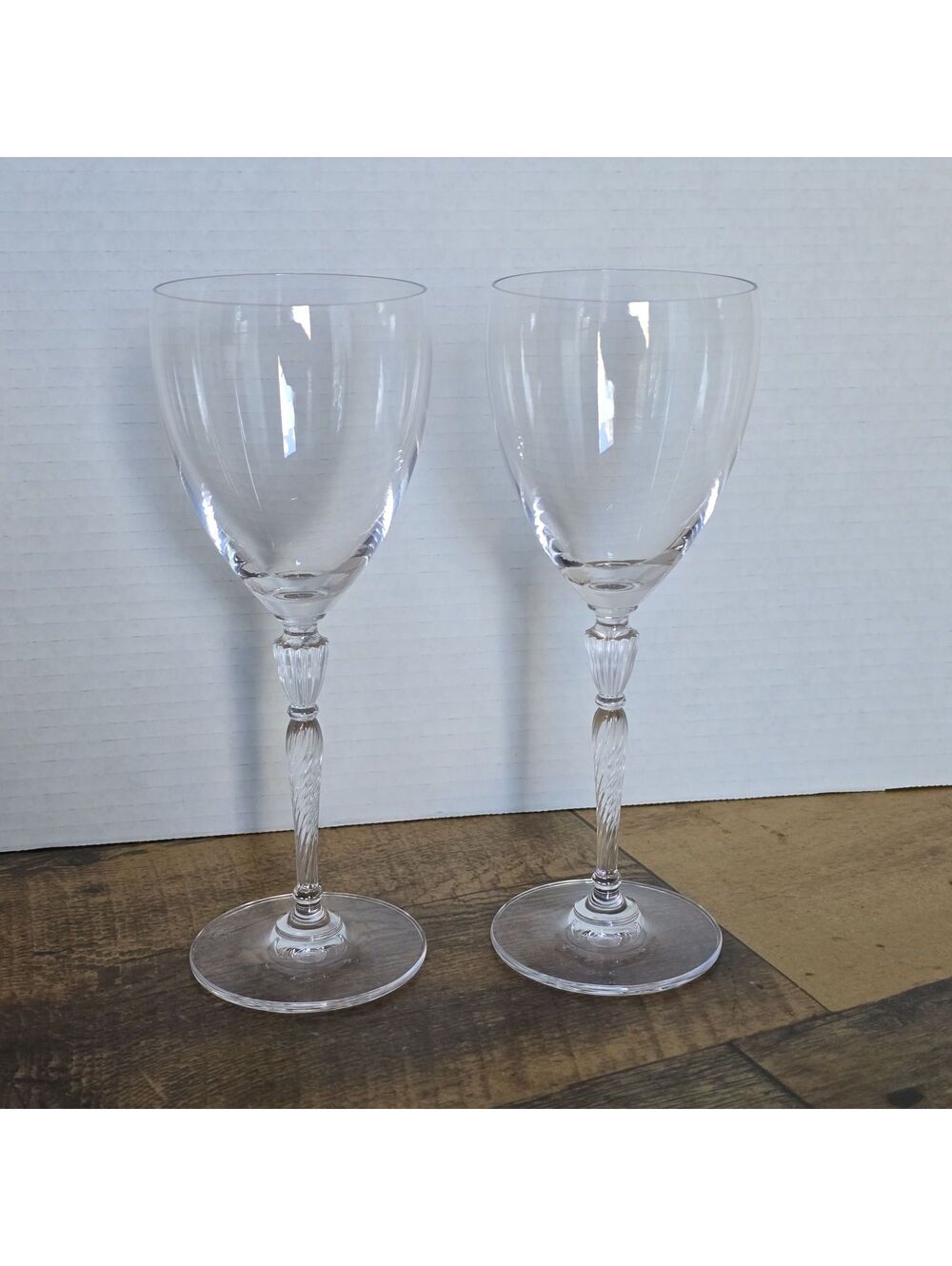 Vtg Royal Doulton Dawn Crystal Wine Glasses Pair Twisted Stem Clear Retired x2